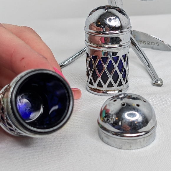 Vintage 1950s Chrome Jet plane Cruet set salt pepper shakers silver blue - Picture 7 of 17